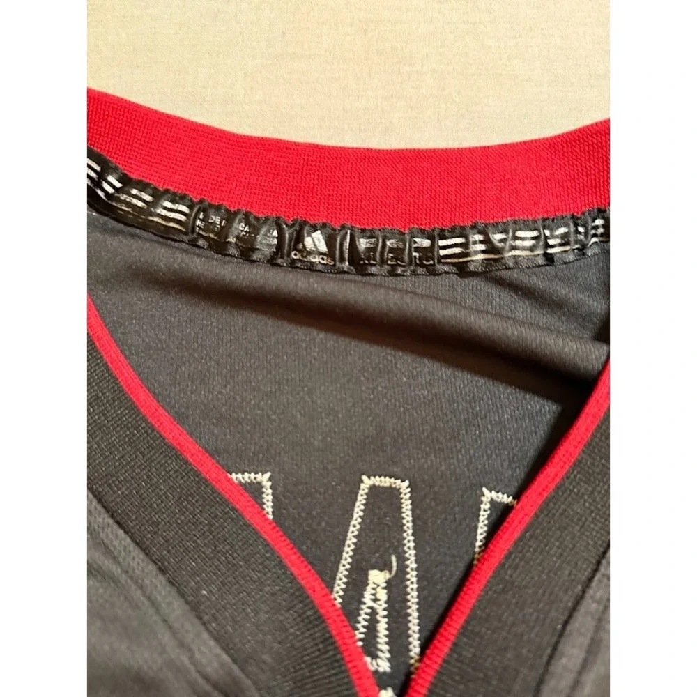 Miami Heat‎ Wade #3 Adidas Jersey Mens Extra Large Black Sleeveless.